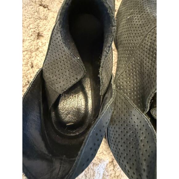 Eileen Fisher leaf ankle bootie tulip split perforated leather black/gray Size 9 - Picture 2 of 7